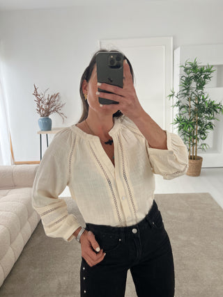 BLUSA CLARA