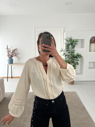 BLUSA CLARA