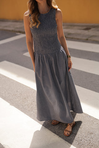 VESTIDO NUNA