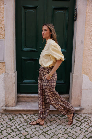 CALÇAS NOEMI