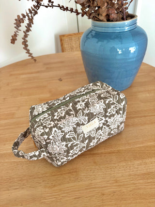 NECESSAIRE MATCHA